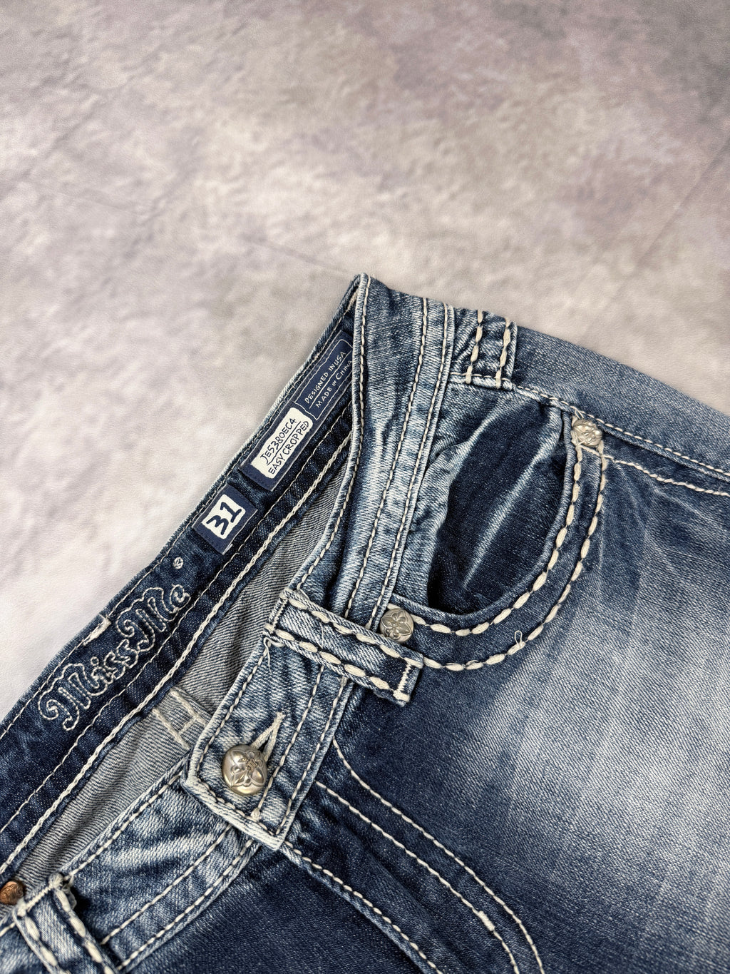 Miss Me Washed Cropped Jeans W32 / L30 (M)