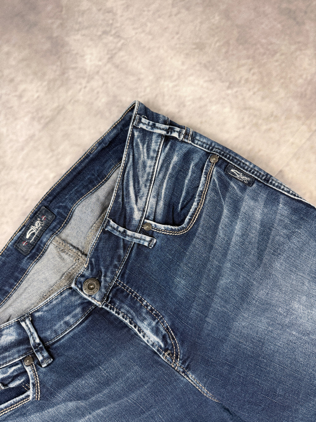 Silver Jeans W34 / L34 (L)