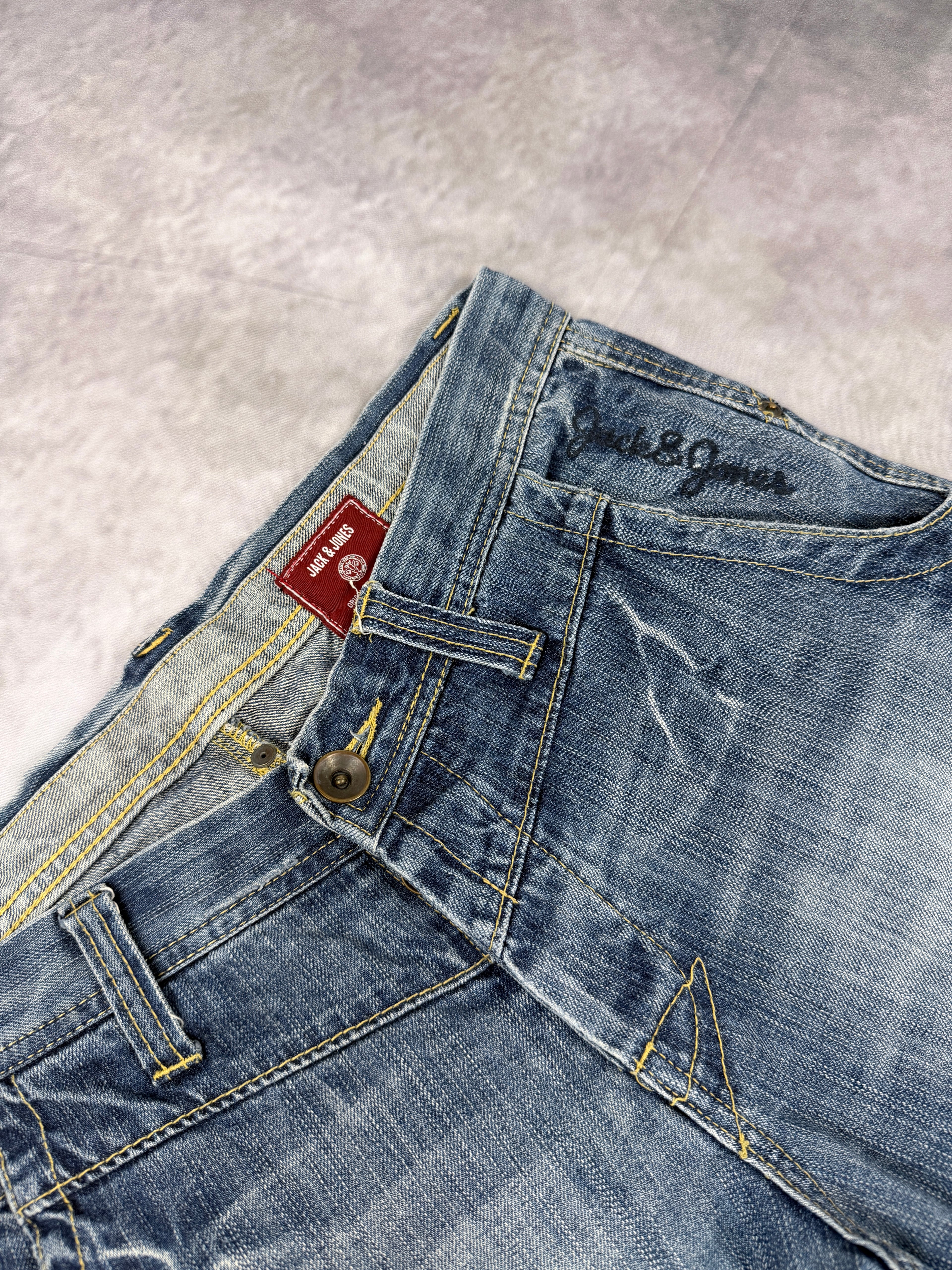 Rare Vintage Jack & Jones W32 / L35 (M)