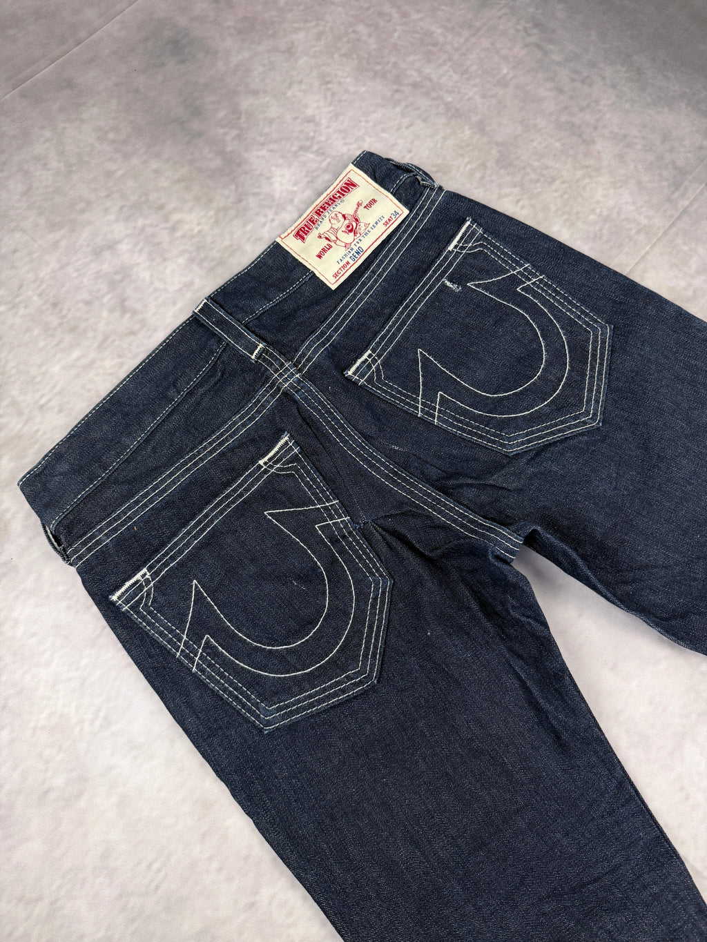 True Religion Straight Fit W33 / L34 (M/L)