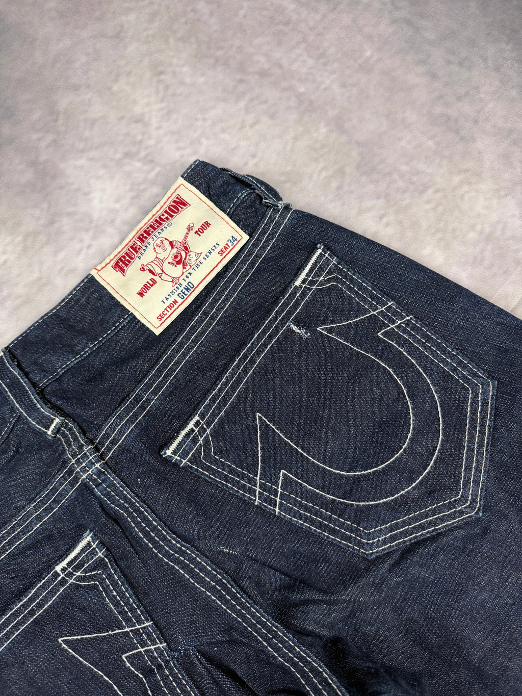 True Religion Straight Fit W33 / L34 (M/L)