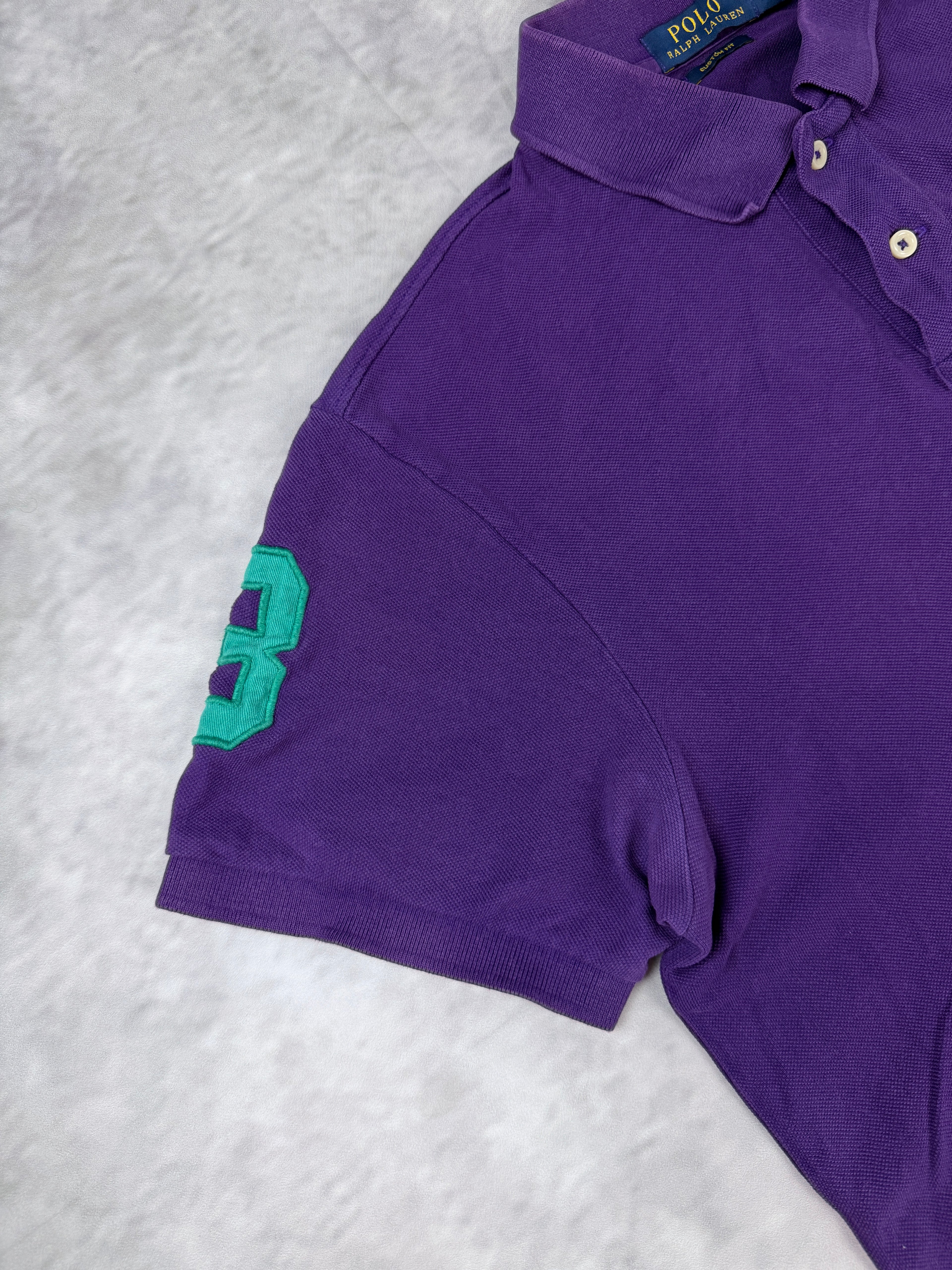 Ralph Lauren Polo (L)