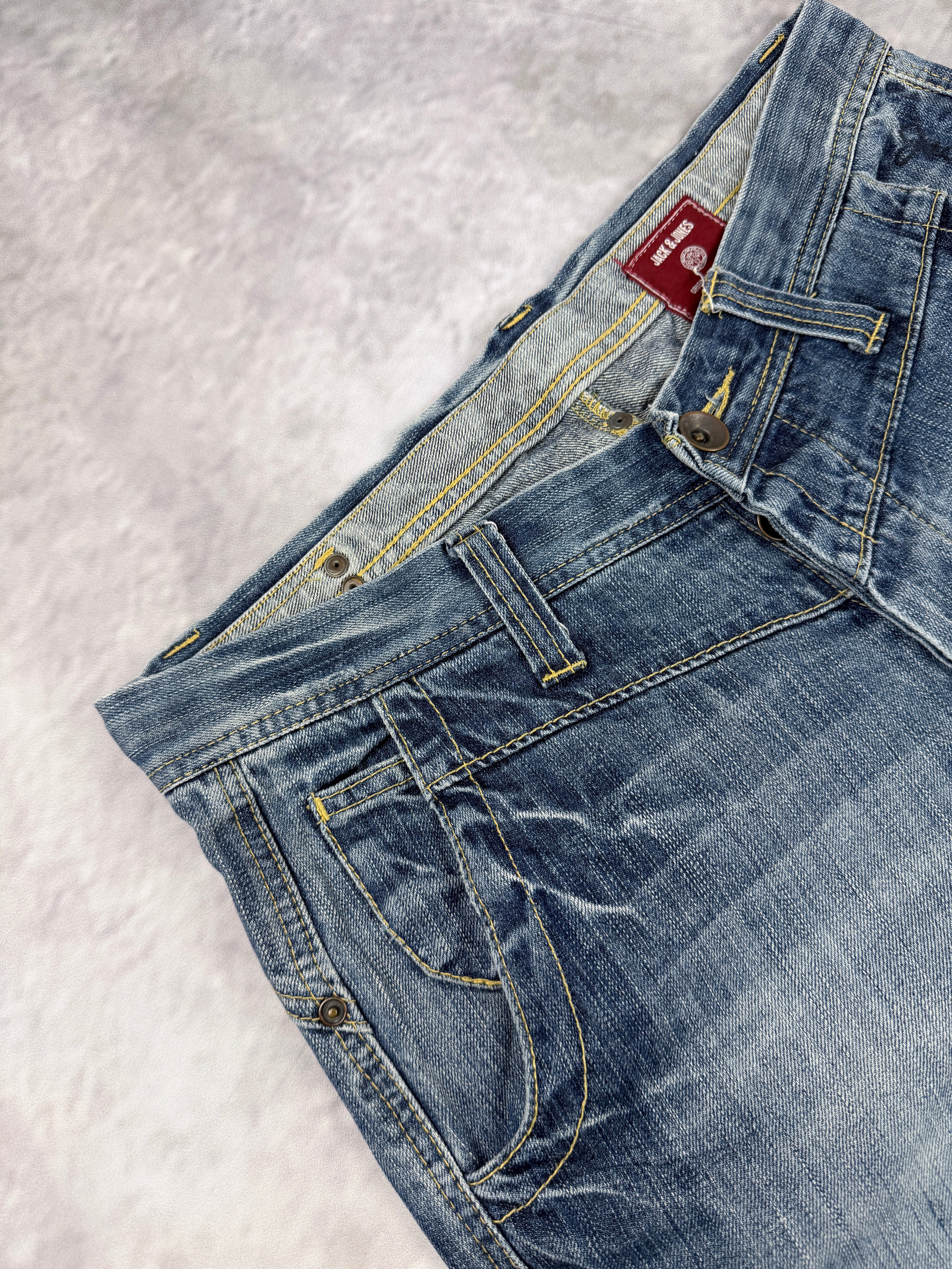 Rare Vintage Jack & Jones W32 / L35 (M)