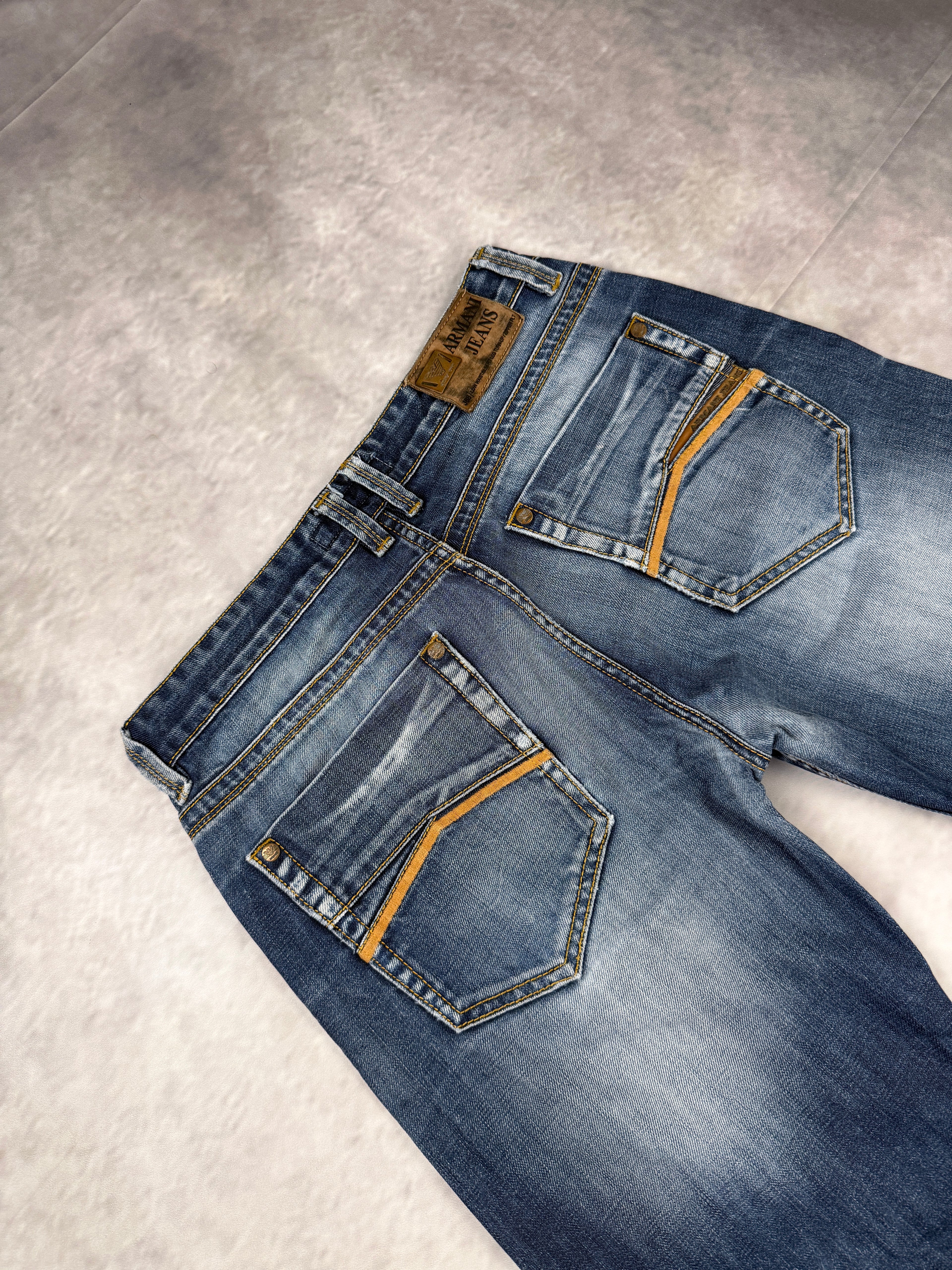 Armani Bootcut Fit Jeans W34 / L32 (M/L)