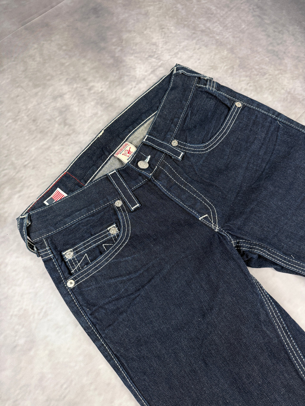 True Religion Straight Fit W33 / L34 (M/L)