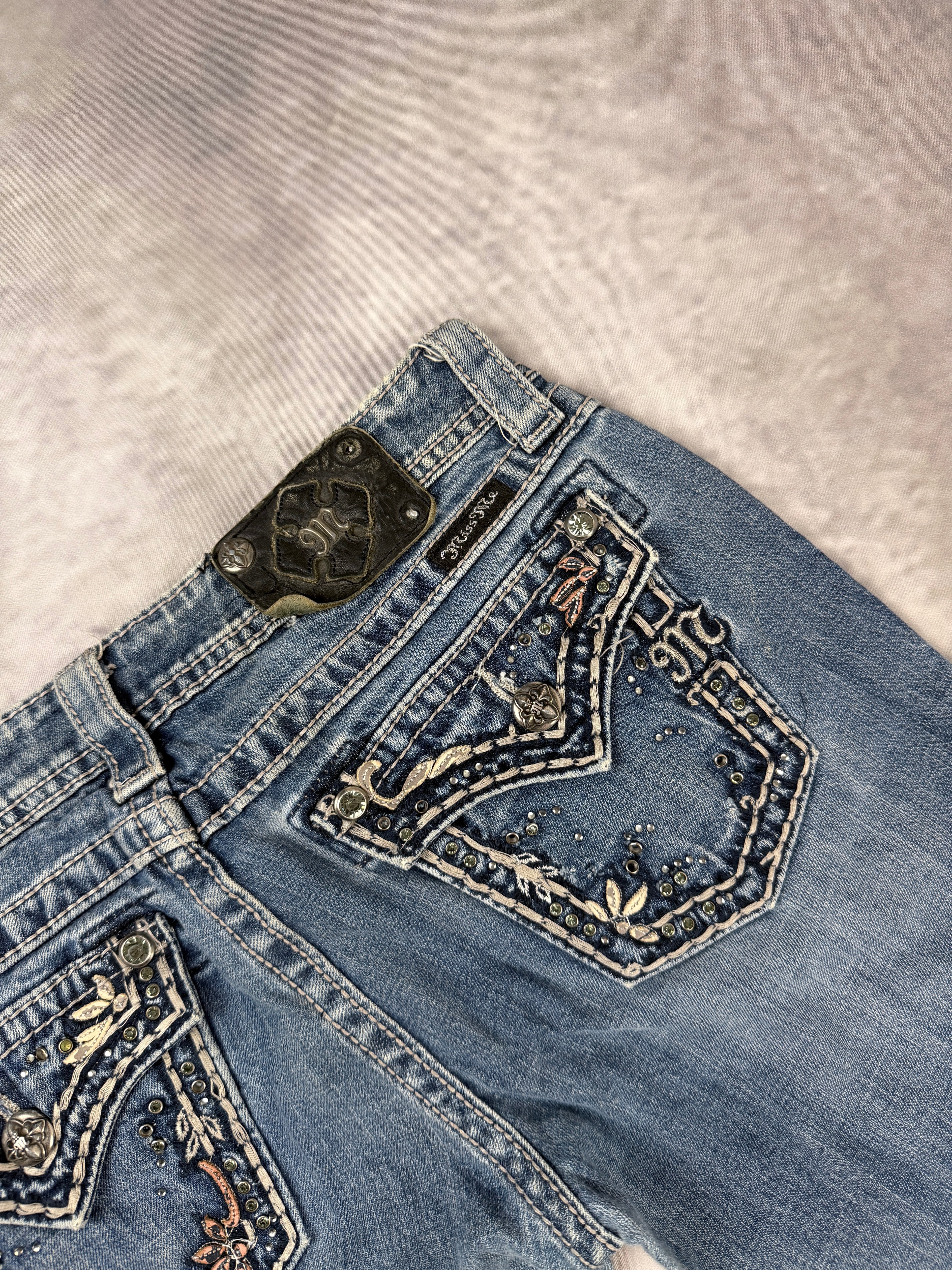 Miss Me Bootcut Jeans W29 / L33 (S)