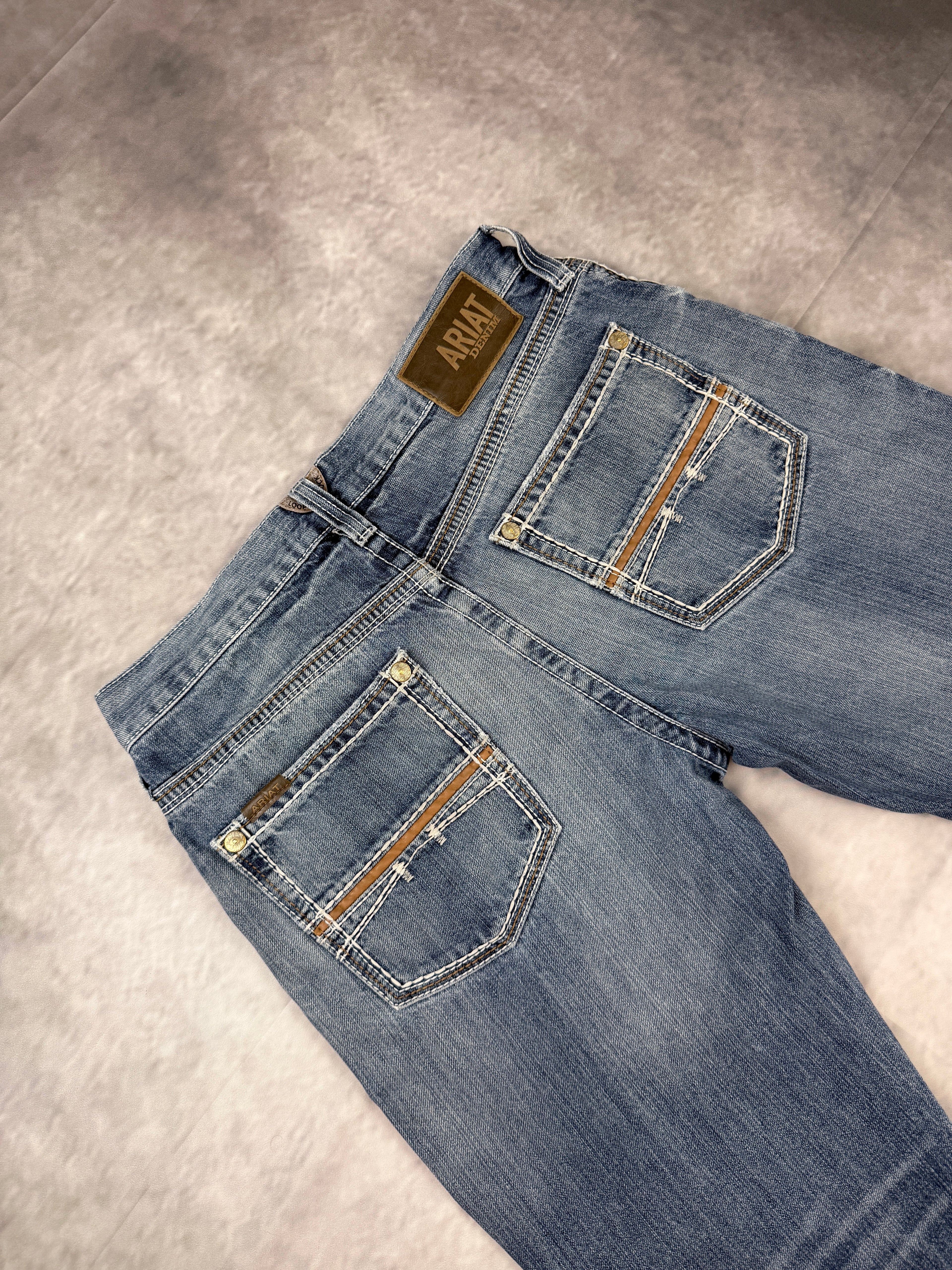 Ariat Washed Jeans Size: W31 / L33 (M)