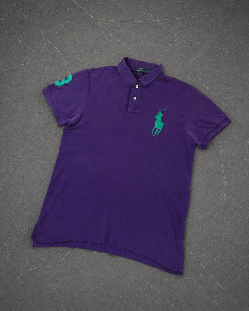 Ralph Lauren Polo (L)