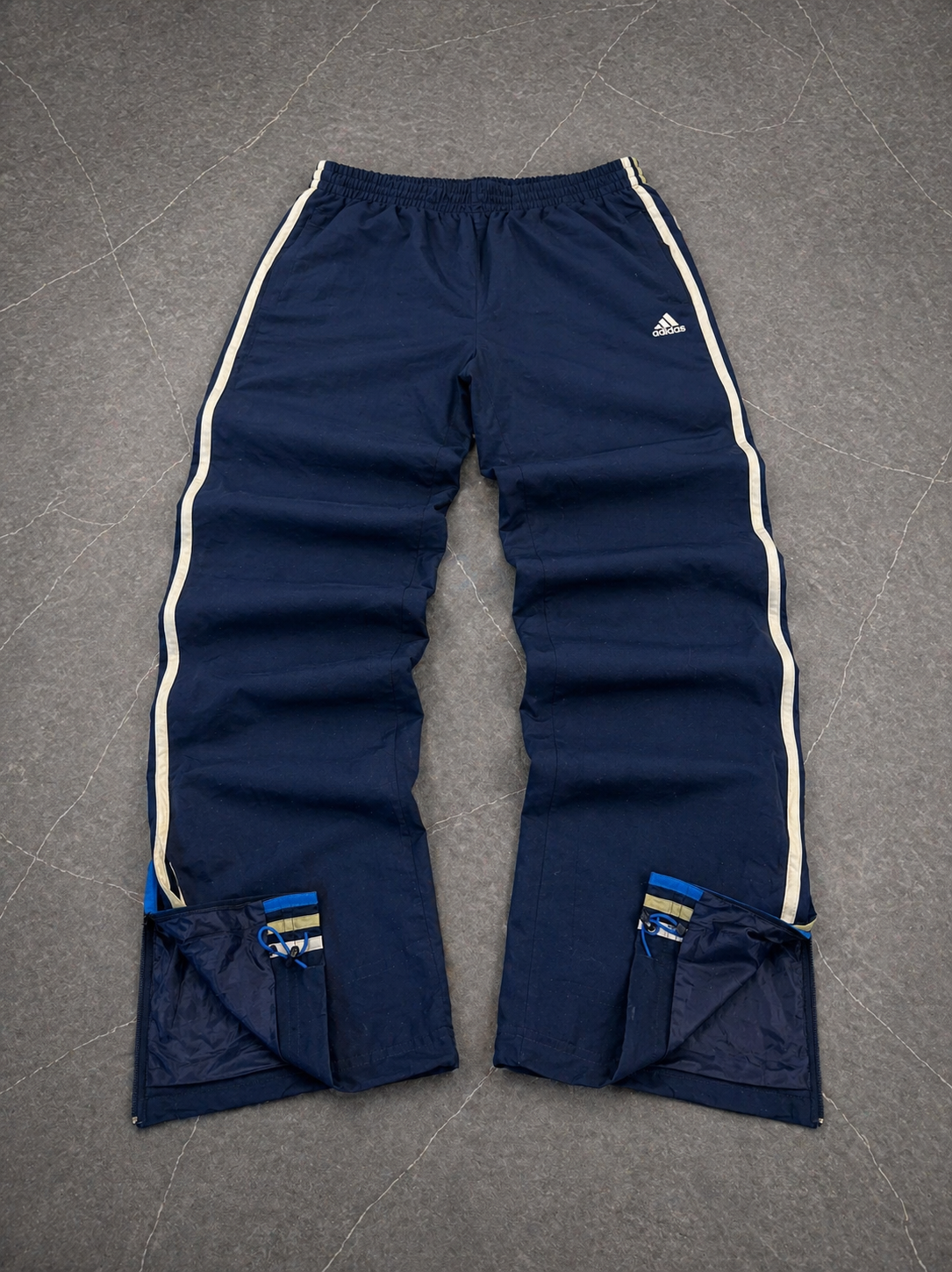 Adidas Trackpants (L)