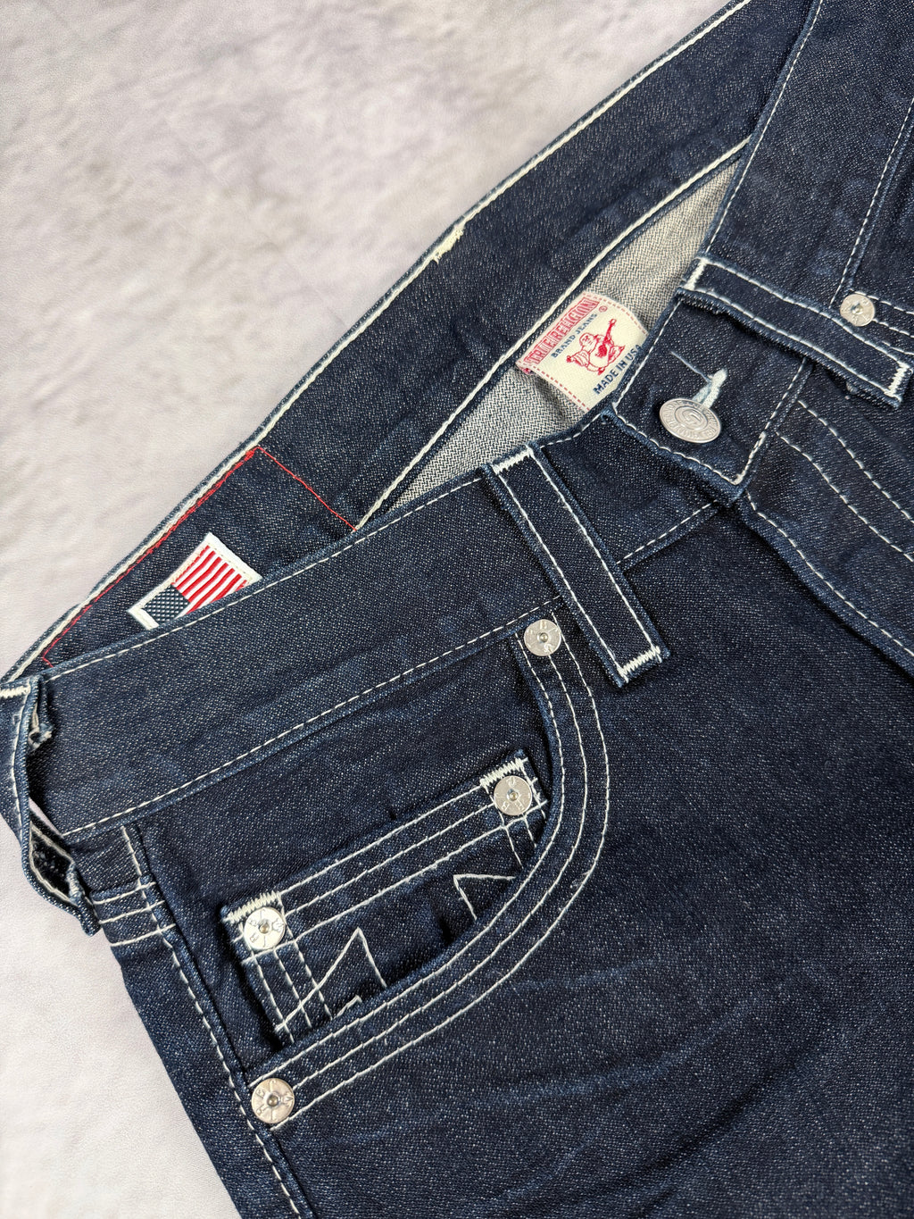 True Religion Straight Fit W33 / L34 (M/L)