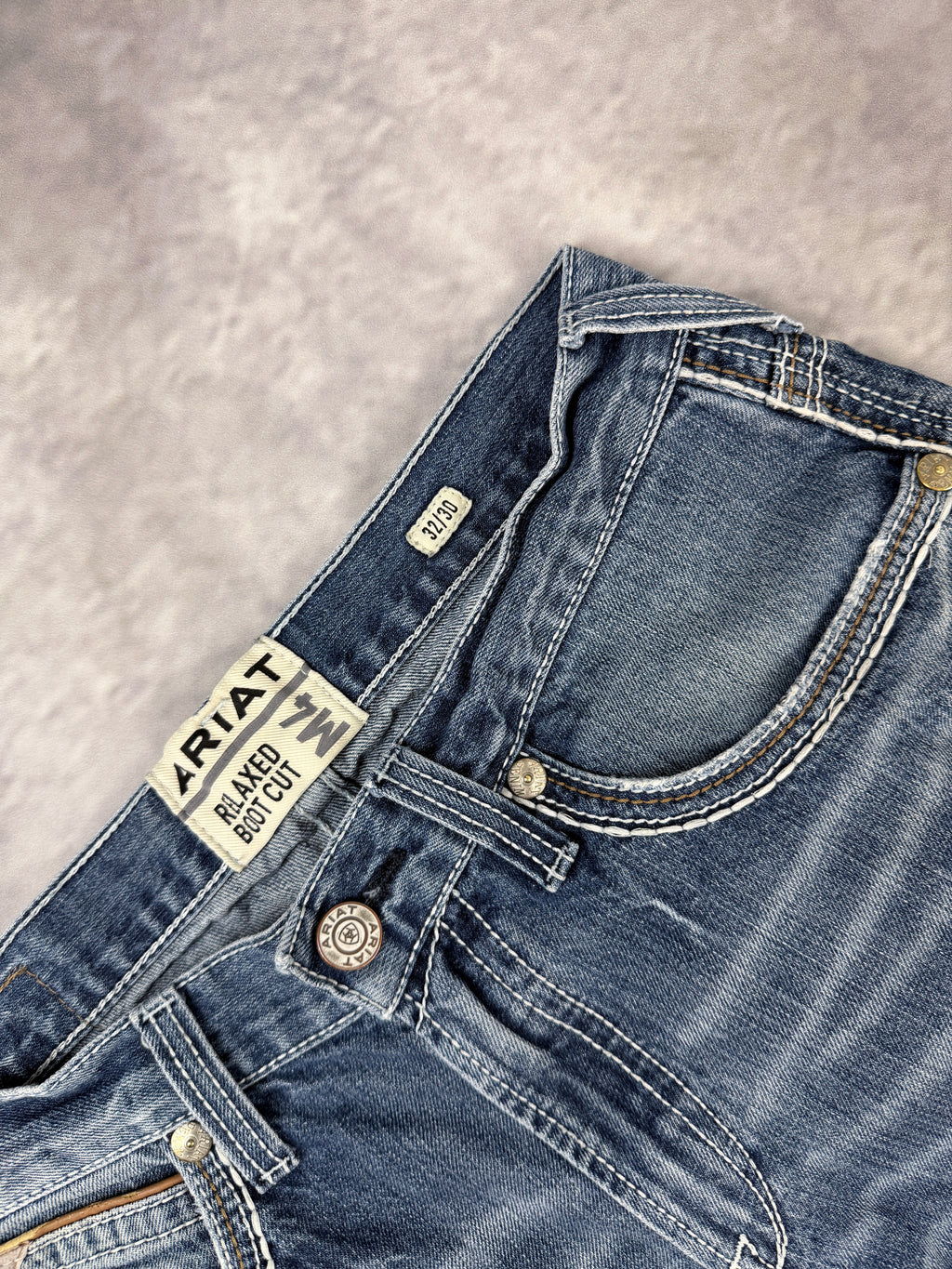 Ariat Washed Jeans Size: W31 / L33 (M)