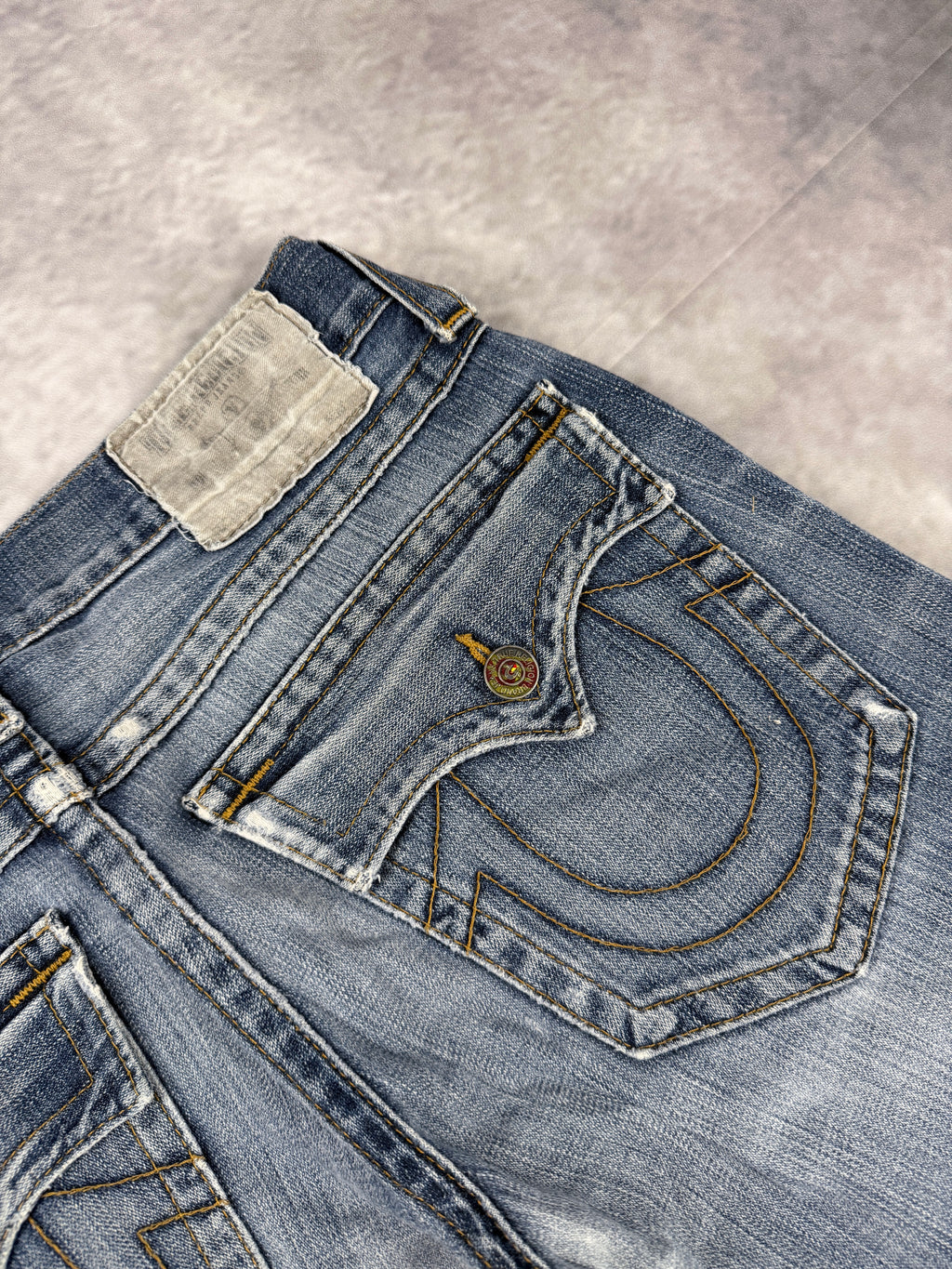 True Religion Capri Jeans W33 (M)