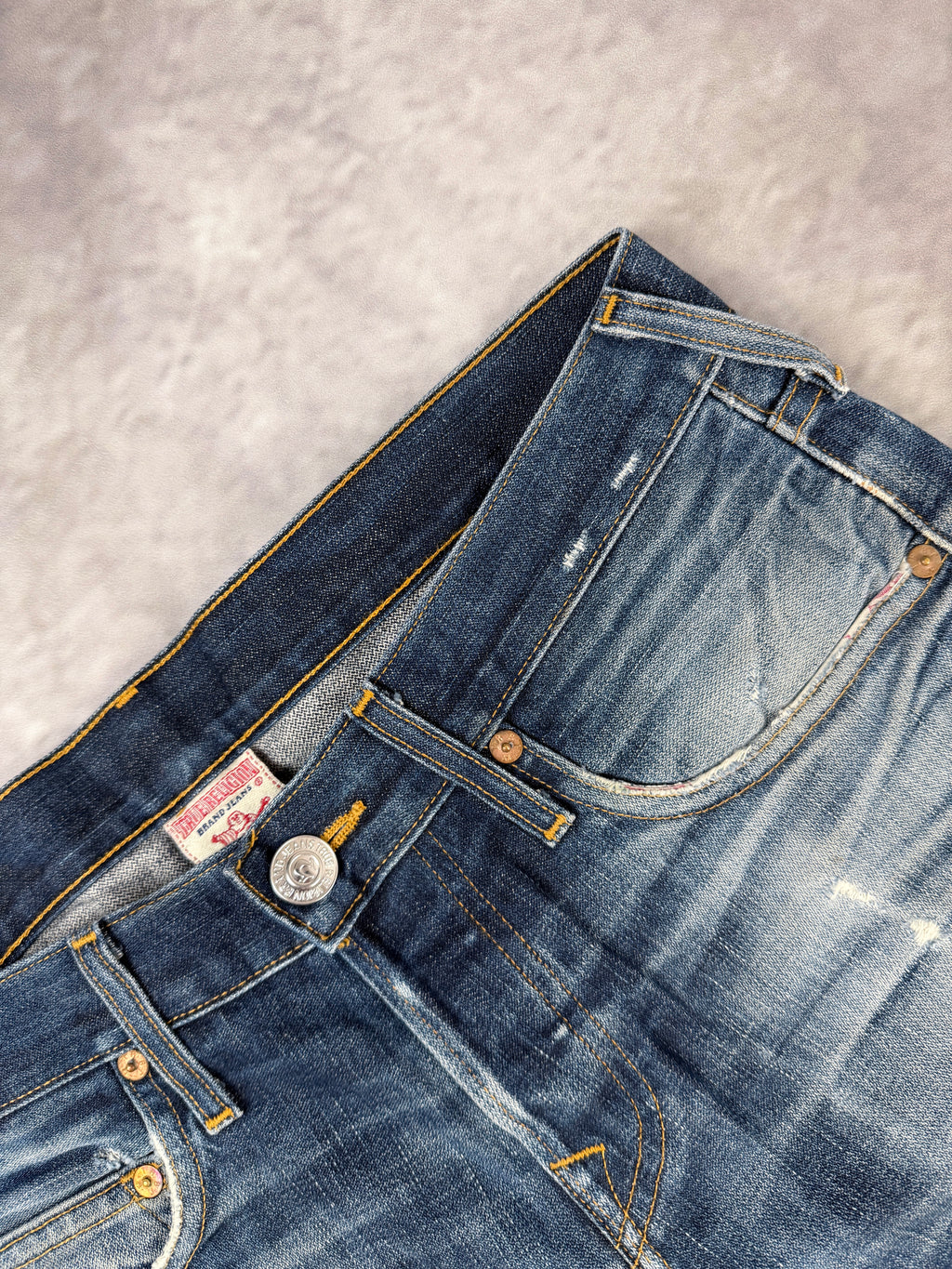 Rare True Religion Washed Jeans W33 / L33 (M)