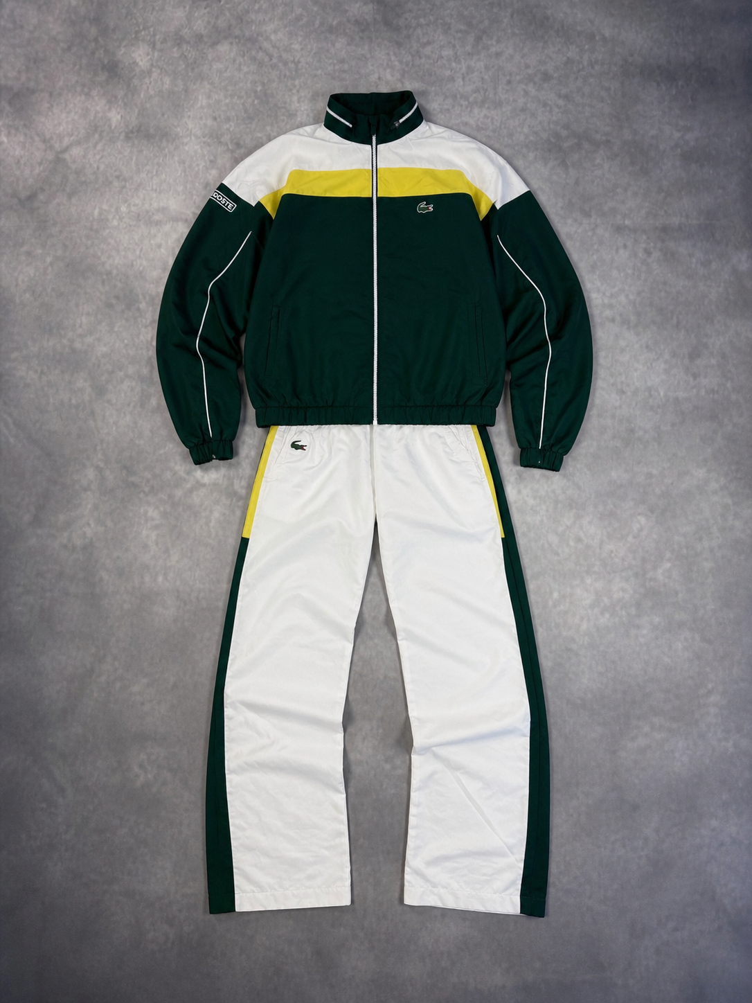 Lacoste Tracksuit New (S)