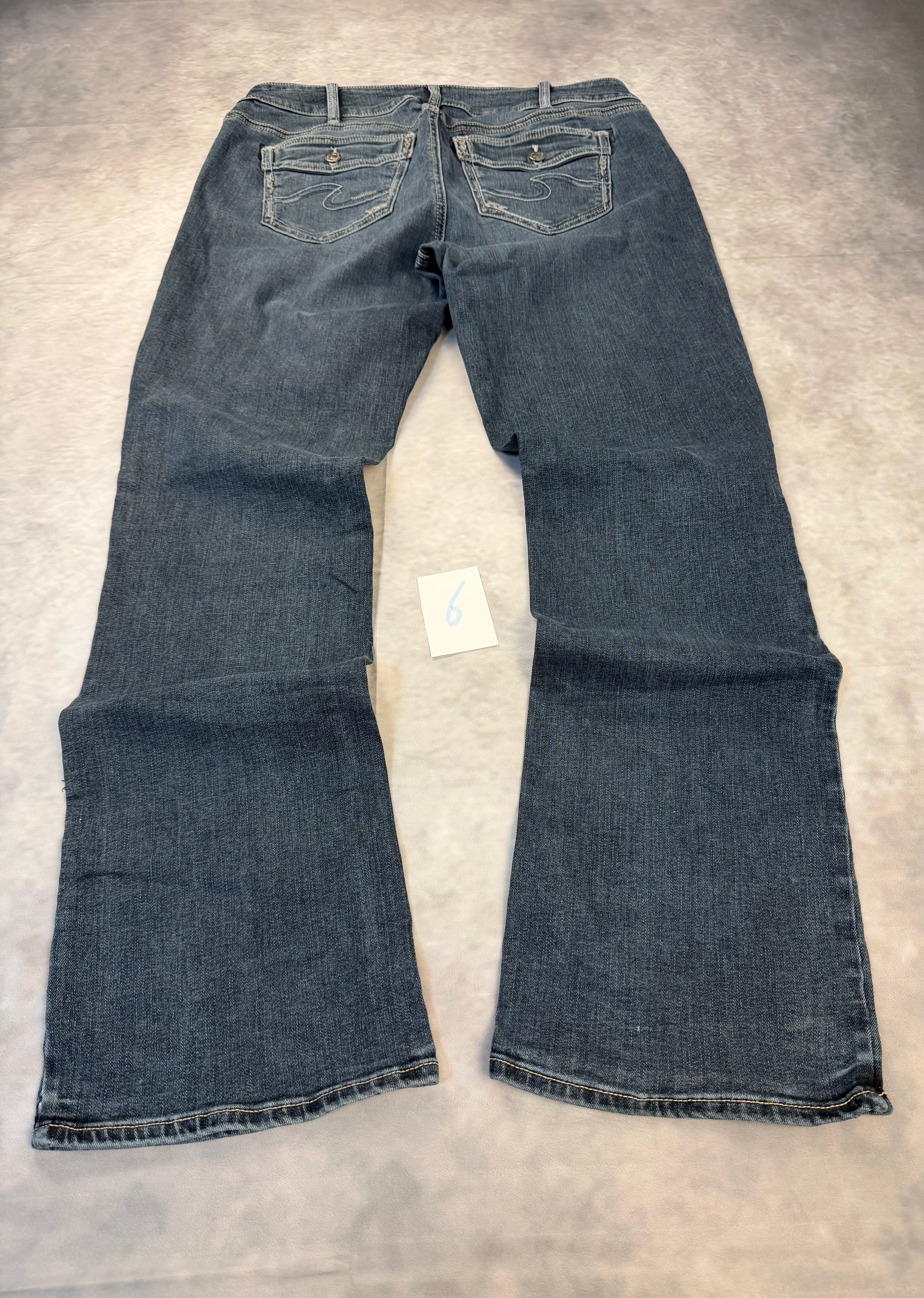 Silver Vintage Jeans W33 / L34 (M)