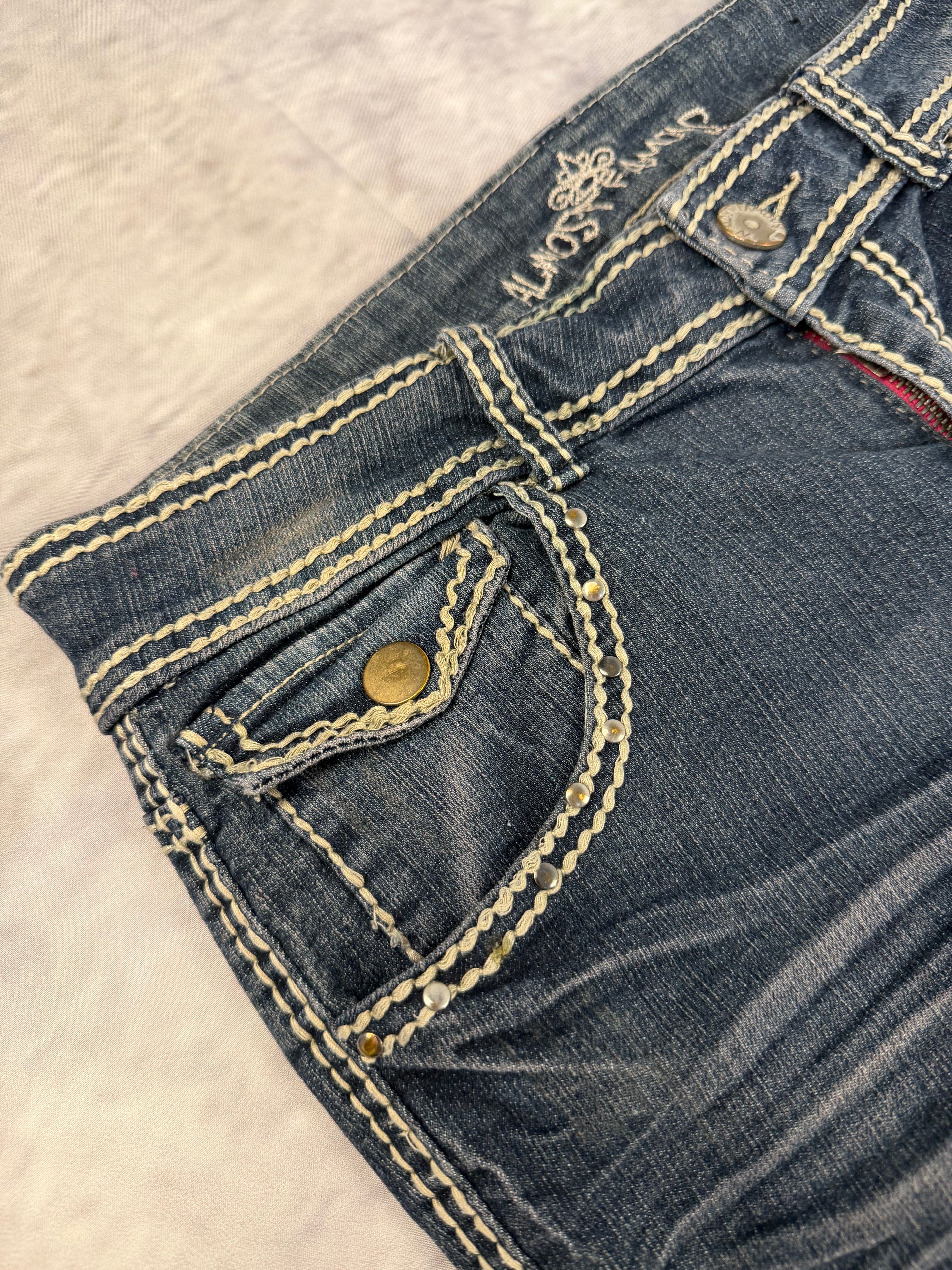 Almost Famous Vintage Jeans W30 / L33 (S)