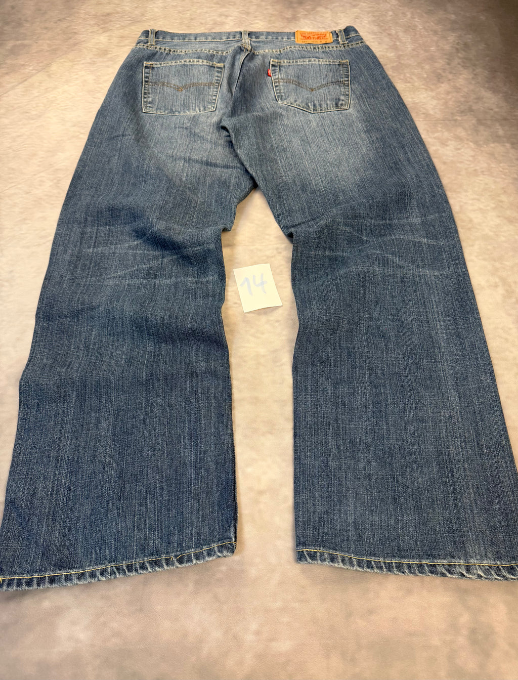 Levis Jeans W32 / L32 (M)