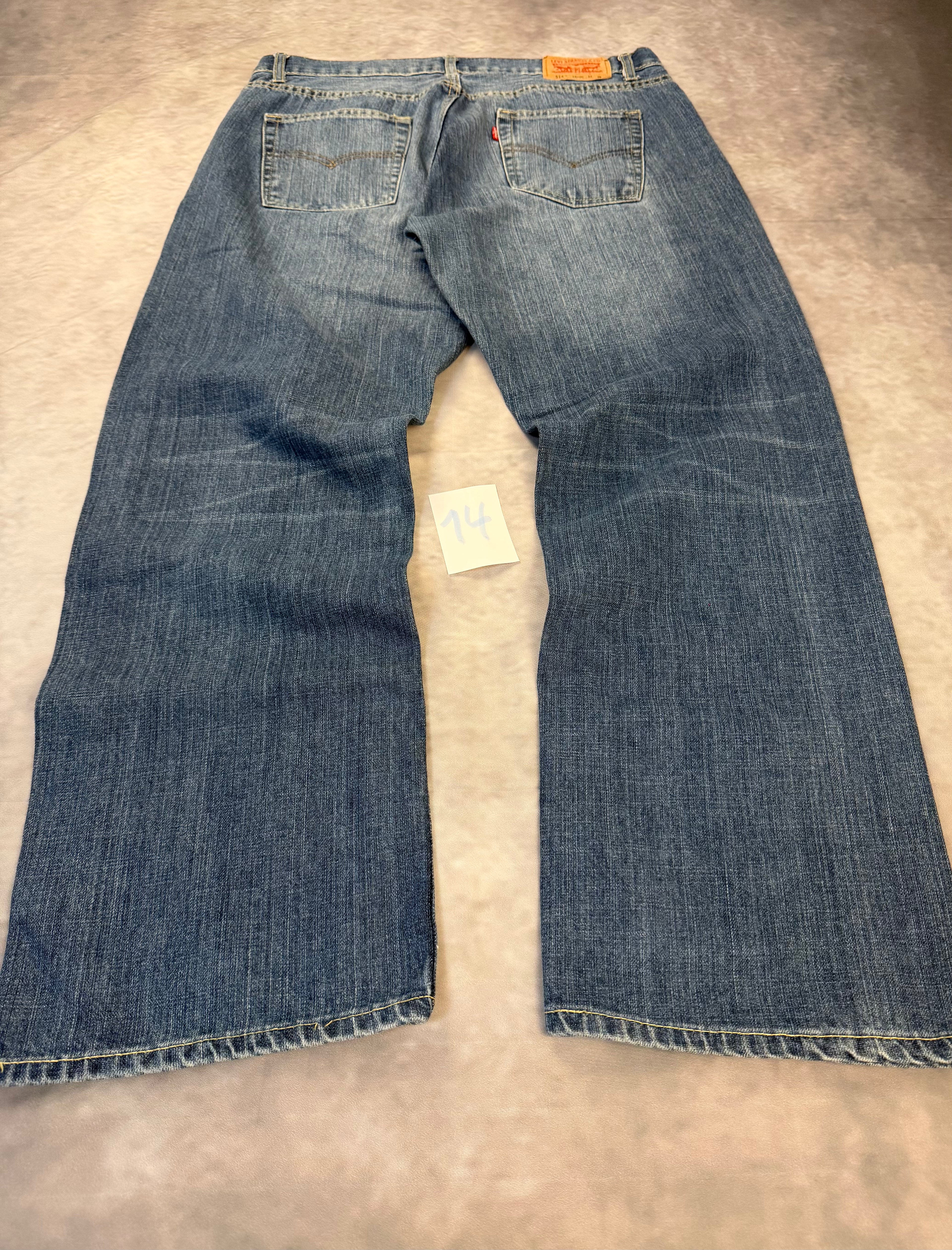 Levis Jeans W32 / L32 (M)