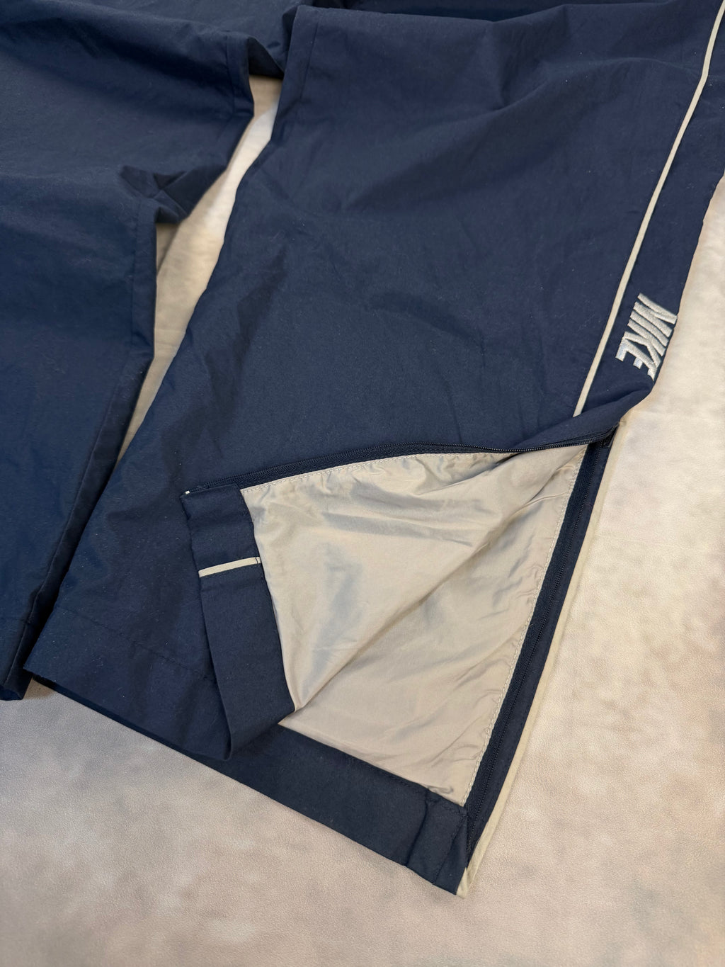 Nike Trackpants (L)