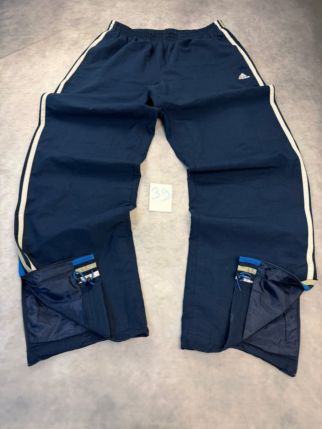 Adidas Trackpants (L)