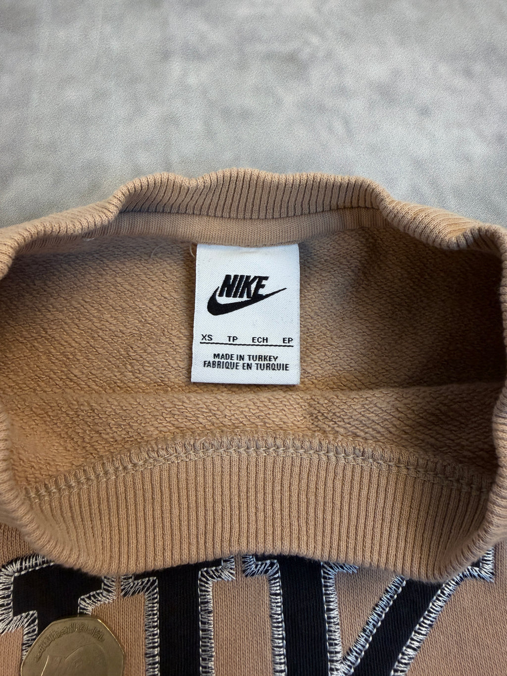 Vintage Nike Sweater (XS-S)