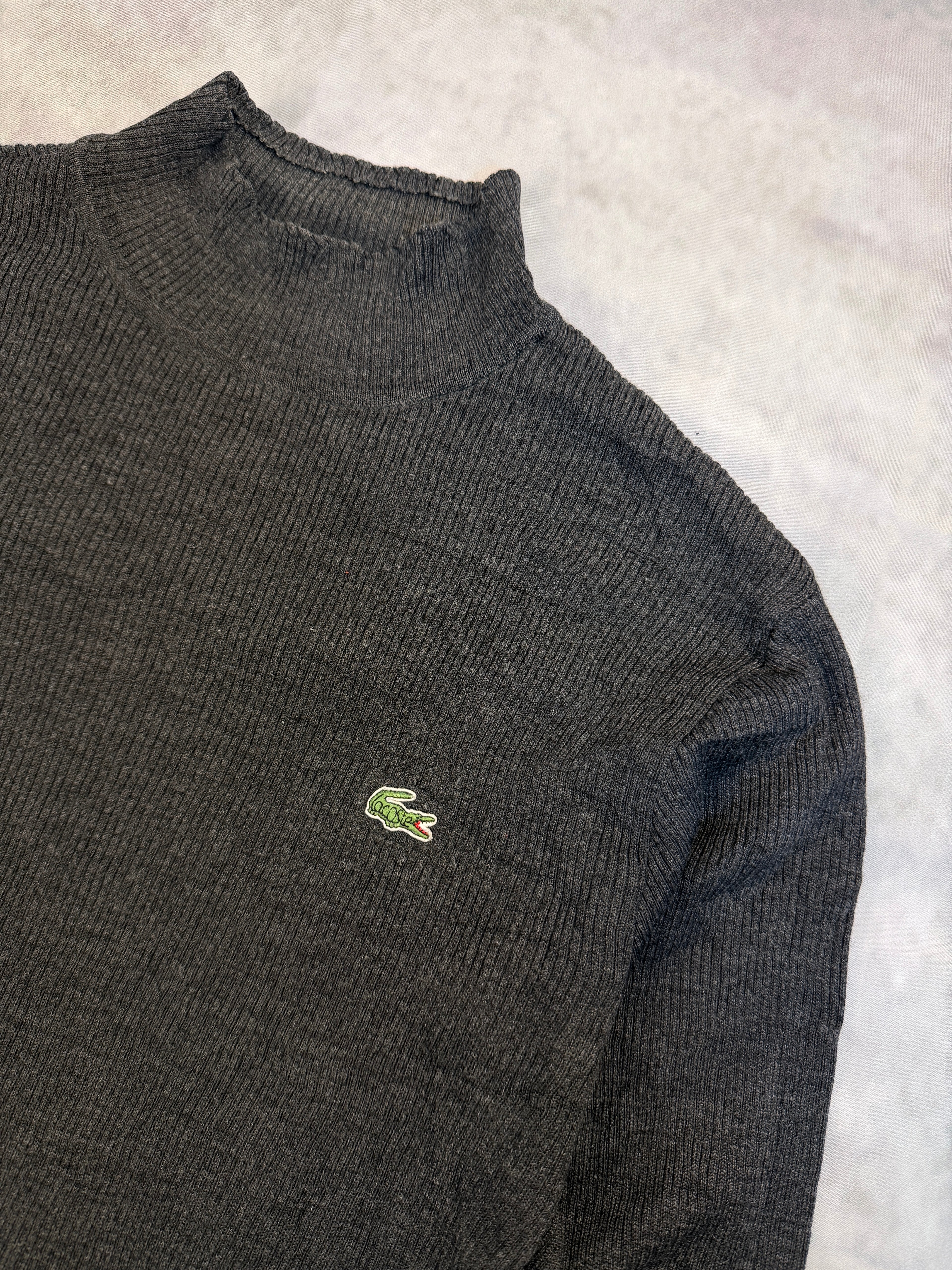 Lacoste Sweater (S-M)