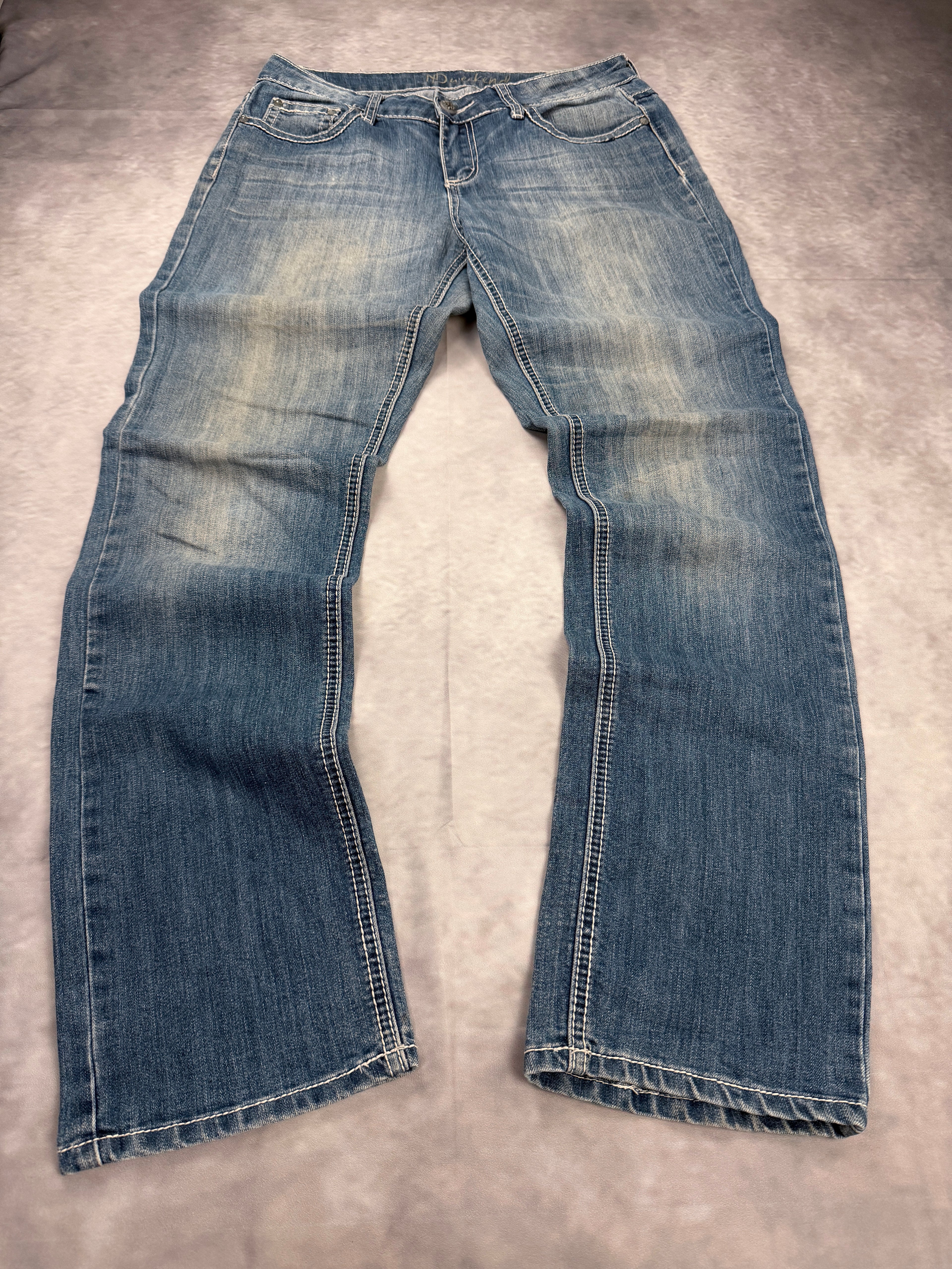 Dweekend Jeans W32/L34 (M)