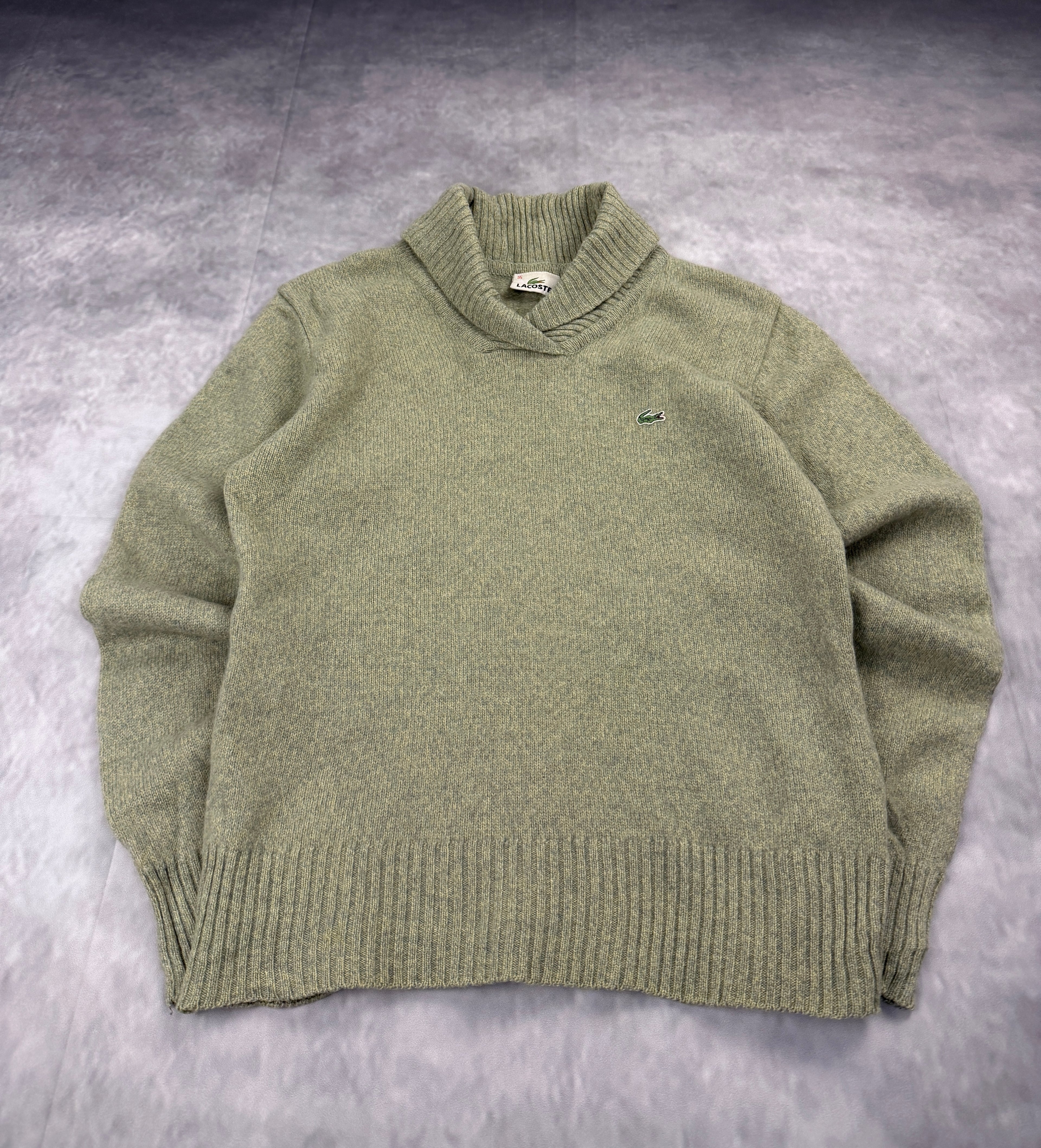 Lacoste Sweater (XS)